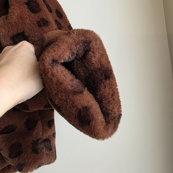 Madison & Berkeley Brown Leopard Print Faux Fur Jacket - Picture 12 of 13